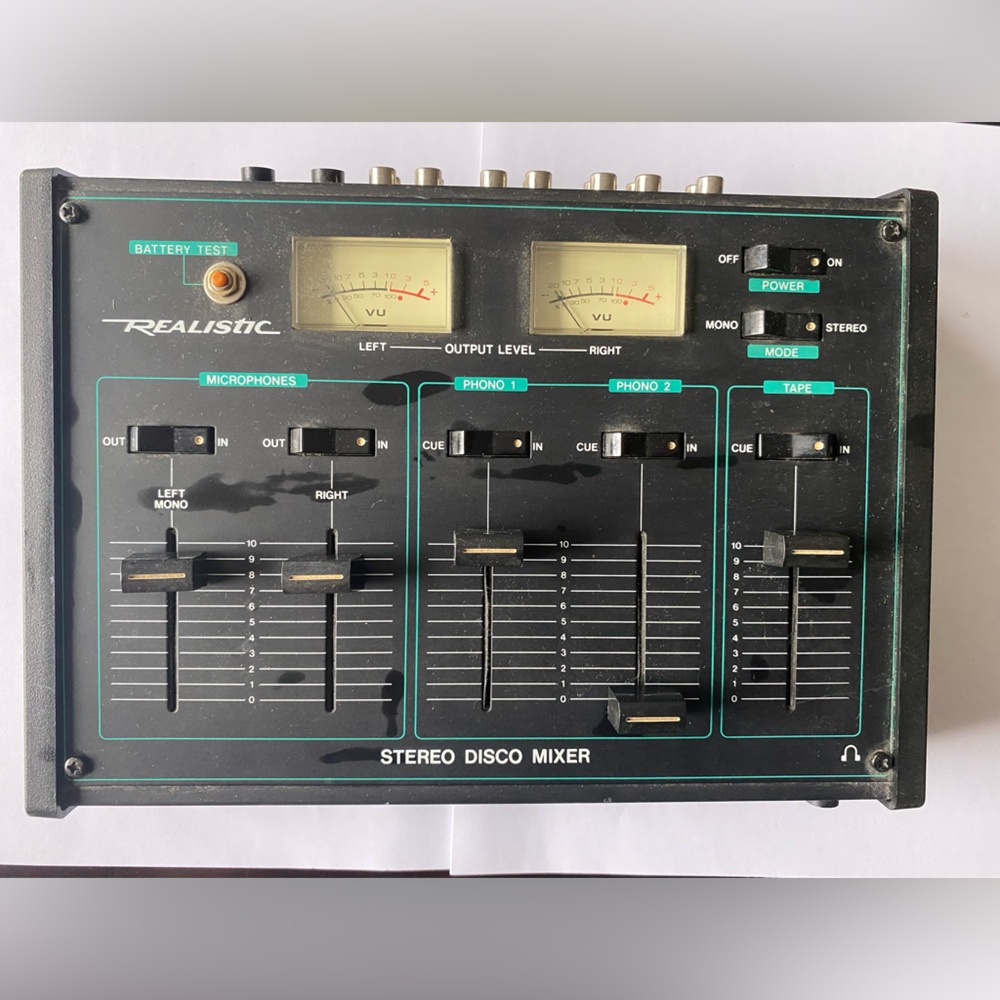 Vintage Realistic Stereo Mixer Model 32-1101a